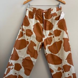 Lisa Says Gah Brown Cow pant